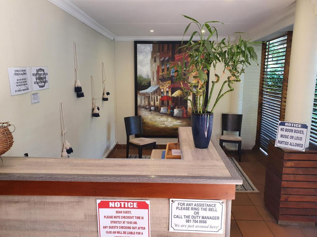 Sun Deck Lodge Hartbeespoort Kültér fotó