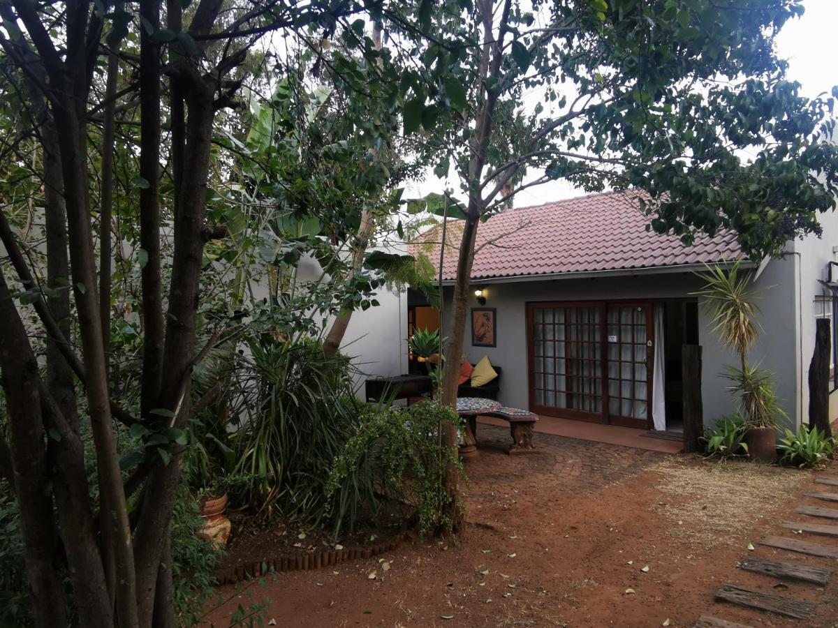 Sun Deck Lodge Hartbeespoort Kültér fotó