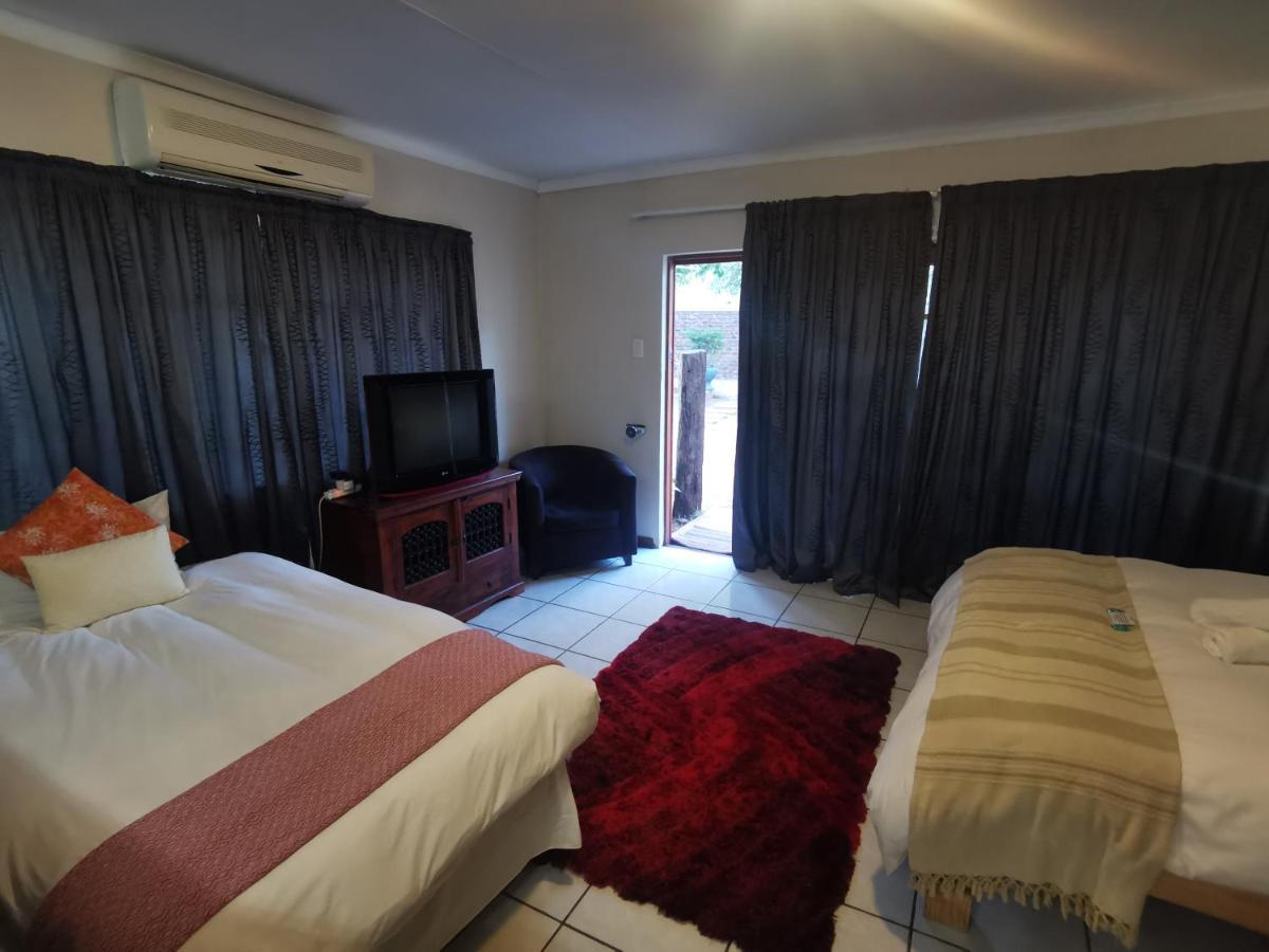Sun Deck Lodge Hartbeespoort Kültér fotó